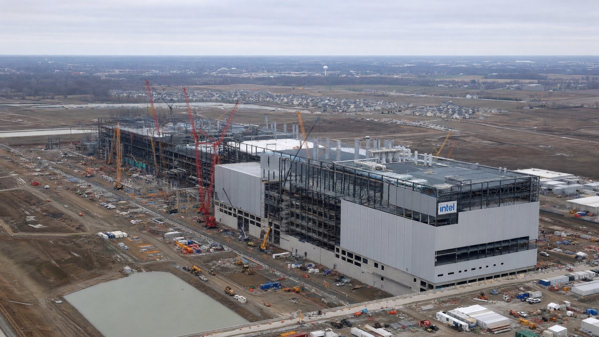El proyecto de Intel en Ohio acumula retrasos pero sostiene contratación clave